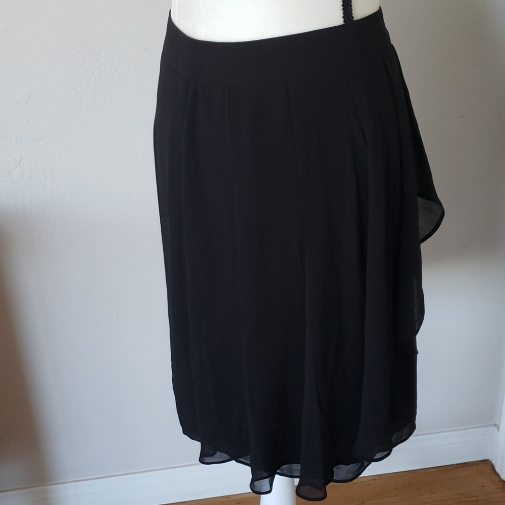 NWT H&M Black Skirt w/Ruffle, Size 6